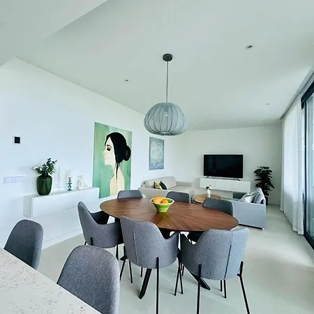 Σπίτι διακοπών Wonderful With Pool And Garden *